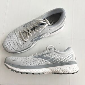BROOKS Ghost 13 Running Shoes Women’s SIZE 8 Grey/White